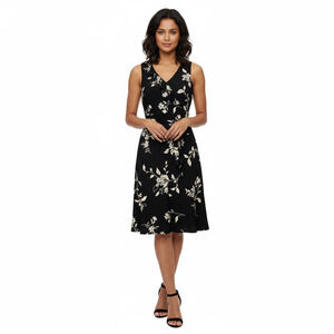 The Limited Silk Dress 8 Black Floral Wrap Ruffle Wedding Guest Officecore Chic